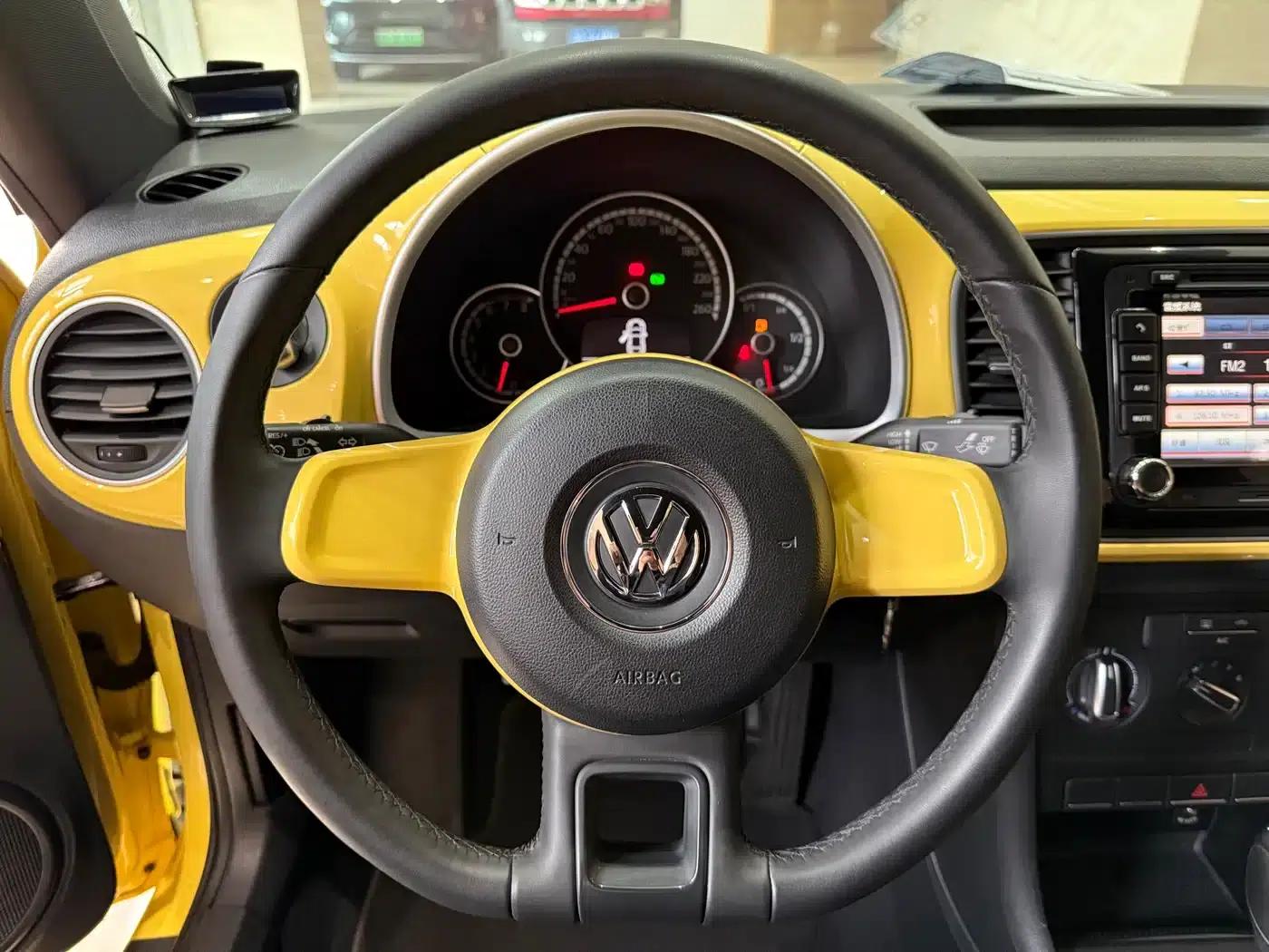 2015 Volkswagen Beetle 180TSI — миниатюра 9