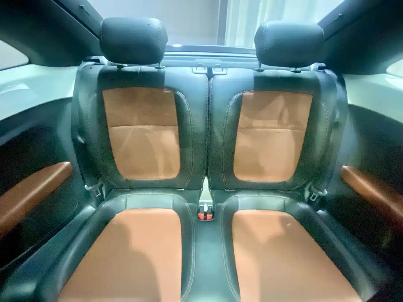 2013 Volkswagen Beetle 1.4TSI Fender Rock Edition — миниатюра 14