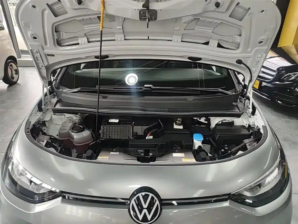 Volkswagen ID.3 2024 Outstanding Edition — миниатюра 20