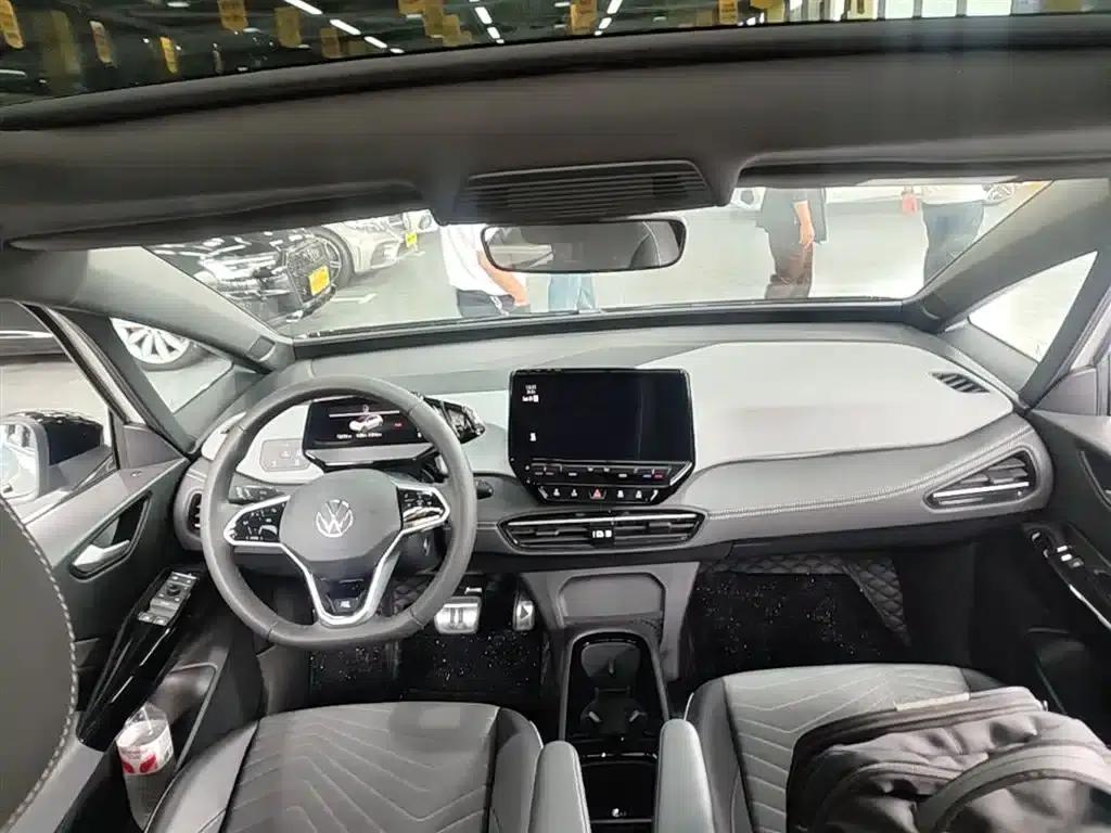 Volkswagen ID.3 2024 Outstanding Edition — миниатюра 10