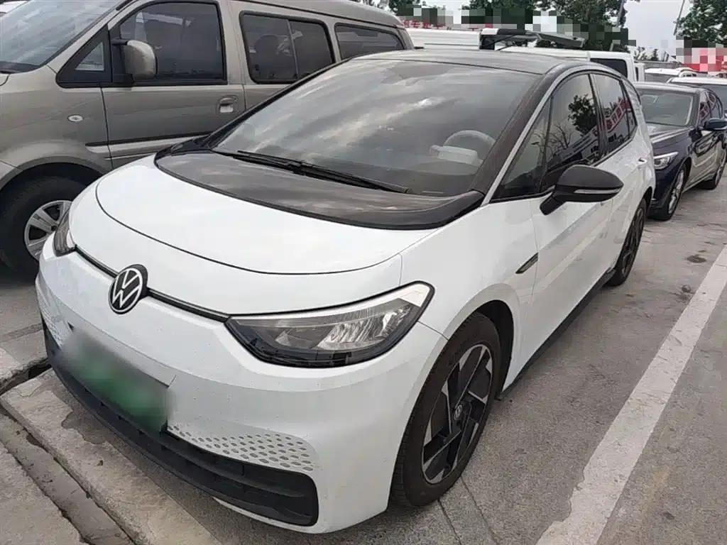 Volkswagen ID.3 2023 Upgraded Pure Smart Edition — миниатюра 1