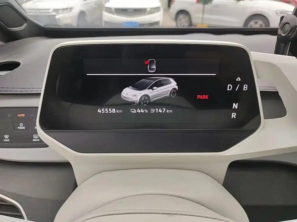 Volkswagen ID.3 2023 Upgraded Pure Smart Edition — миниатюра 12
