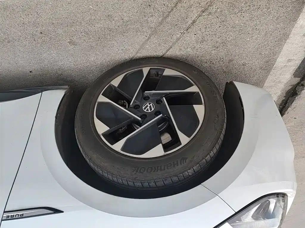 Volkswagen ID.3 2023 Upgraded Pure Smart Edition — миниатюра 23