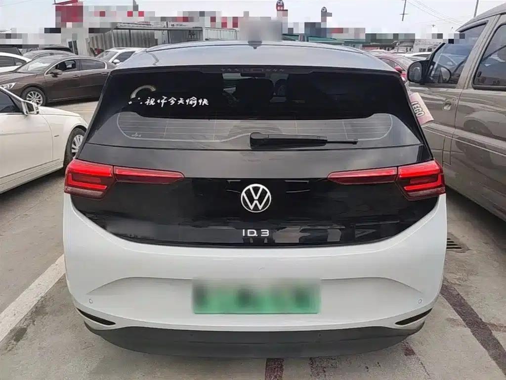 Volkswagen ID.3 2023 Upgraded Pure Smart Edition — миниатюра 6
