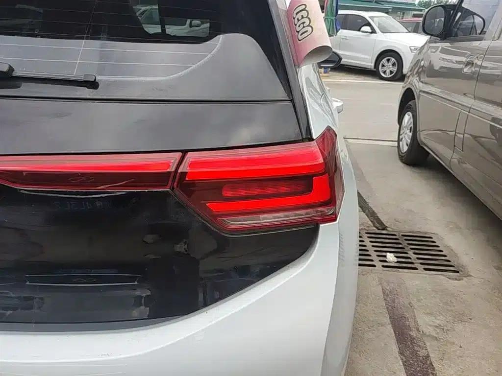 Volkswagen ID.3 2023 Upgraded Pure Smart Edition — миниатюра 8
