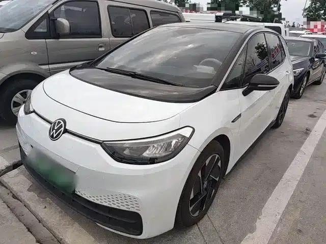 Volkswagen ID.3 2023 Upgraded Pure Smart Edition