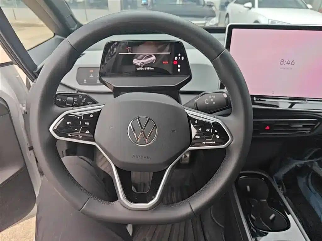 Volkswagen ID.3 2024 Outstanding Edition — миниатюра 11