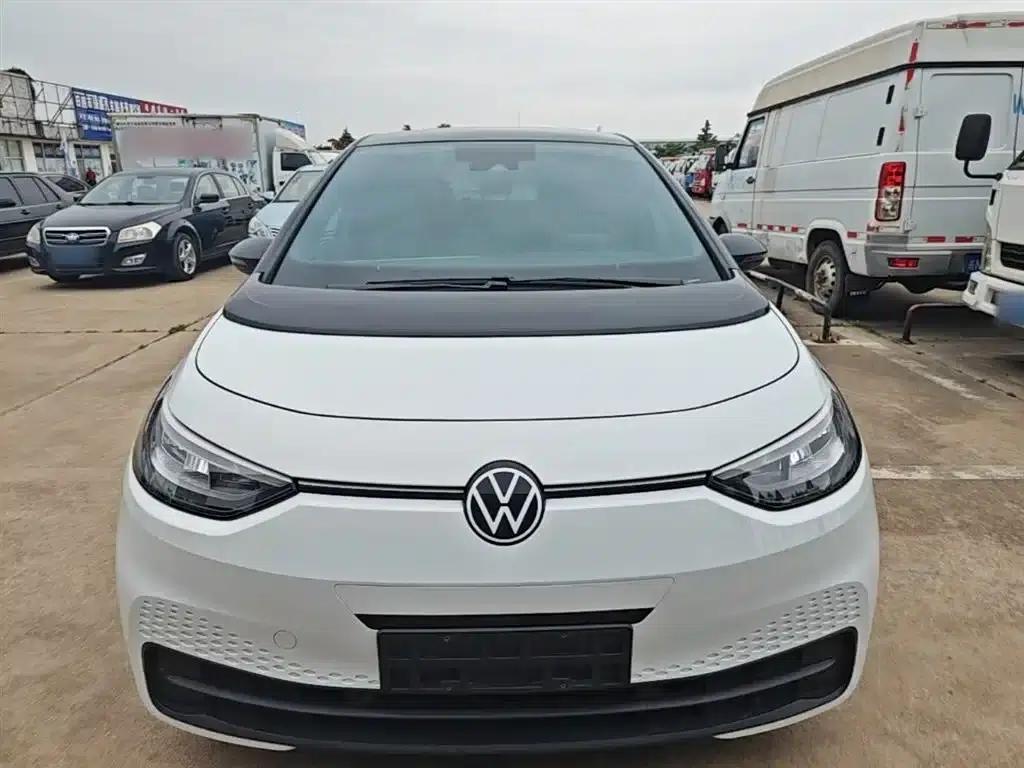 Volkswagen ID.3 2024 Outstanding Edition — миниатюра 3