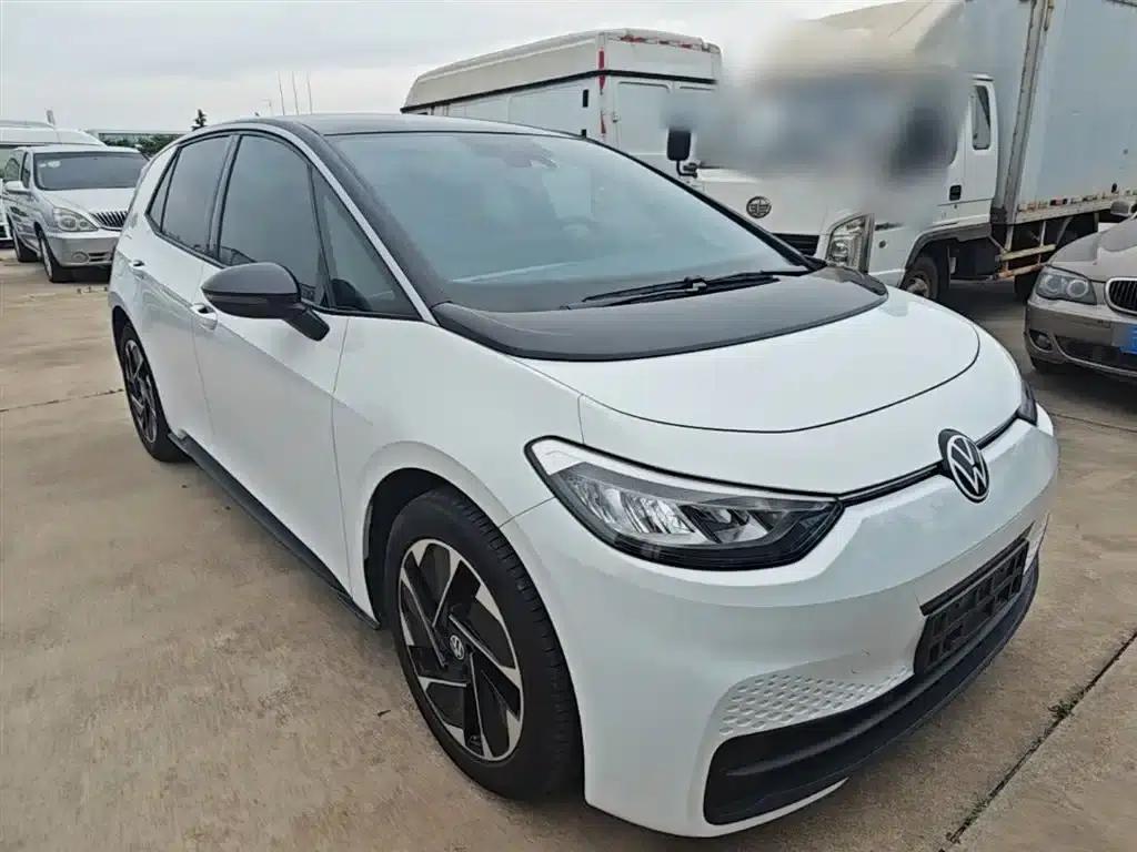 Volkswagen ID.3 2024 Outstanding Edition — миниатюра 4