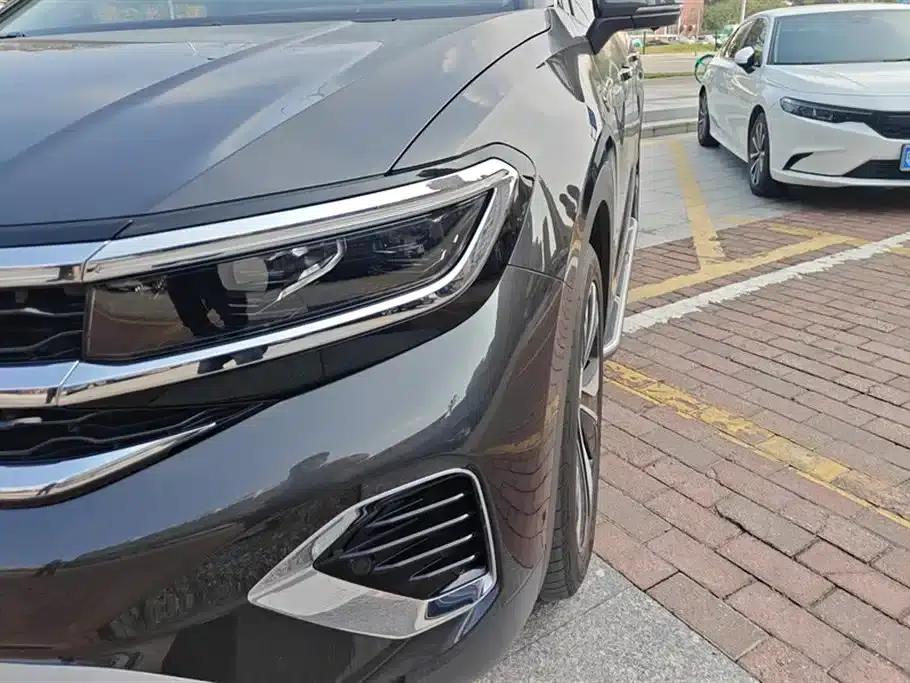2023 Range Rover 380TSI AWD Luxury Pro 6-seater — миниатюра 5