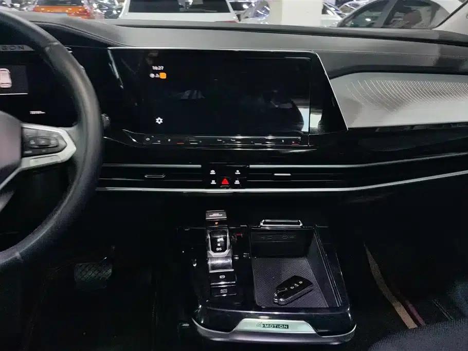 2022 Range Rover 380TSI 4WD Luxury Pro 6-seater — миниатюра 13