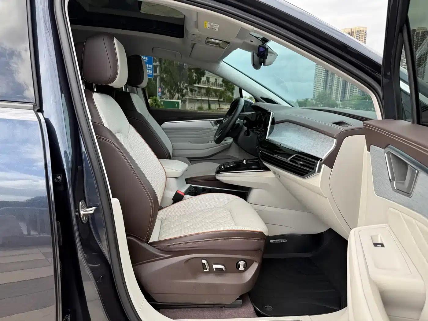 2021 Range Rover 530TSI AWD Flagship Pro — миниатюра 14