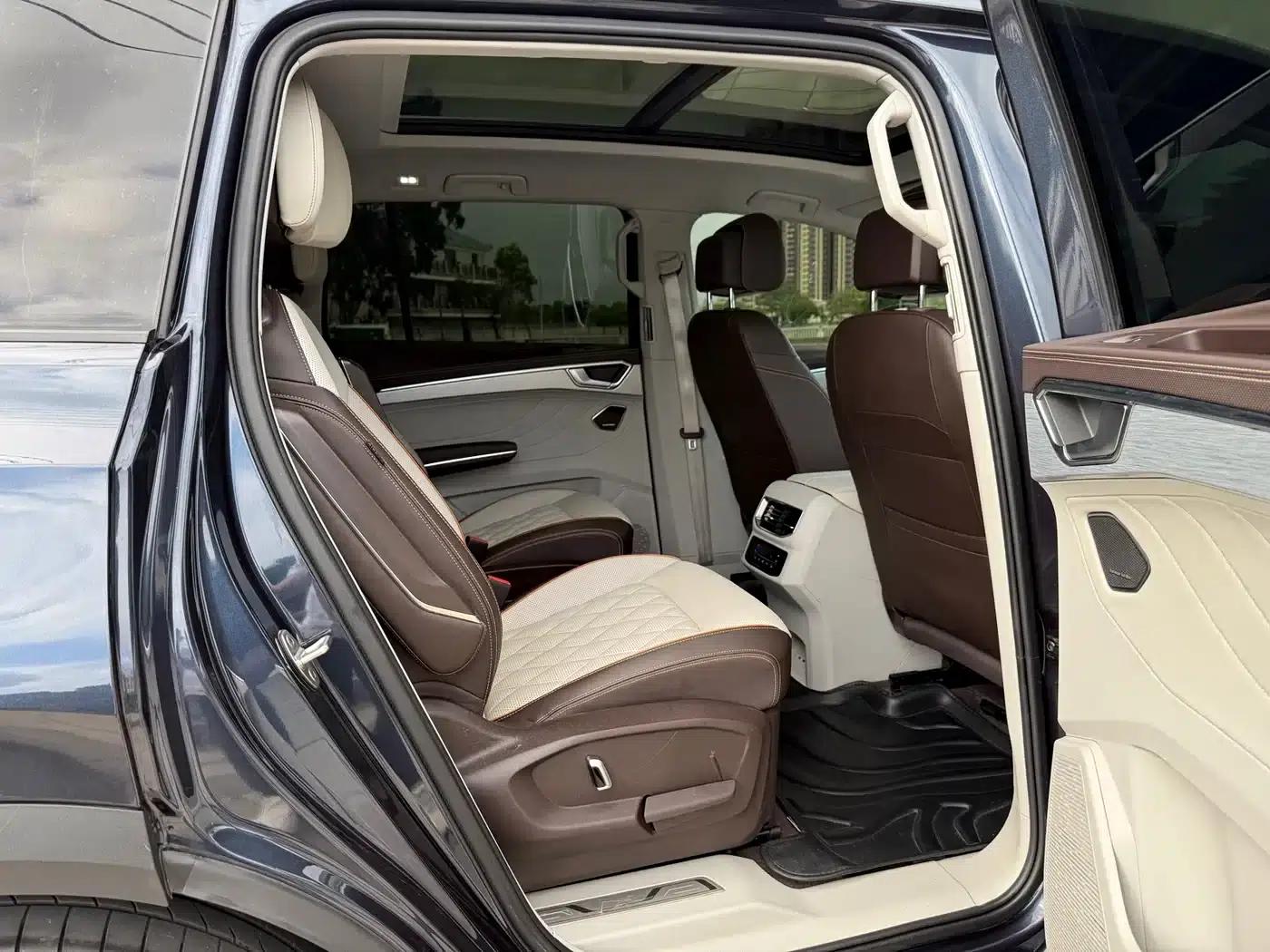 2021 Range Rover 530TSI AWD Flagship Pro — миниатюра 15