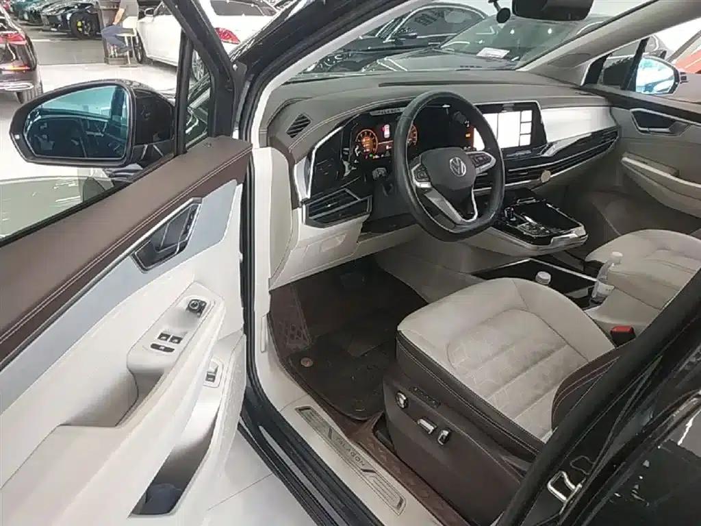 2022 Range Rover 380TSI 4WD Luxury Pro 6-seater — миниатюра 16