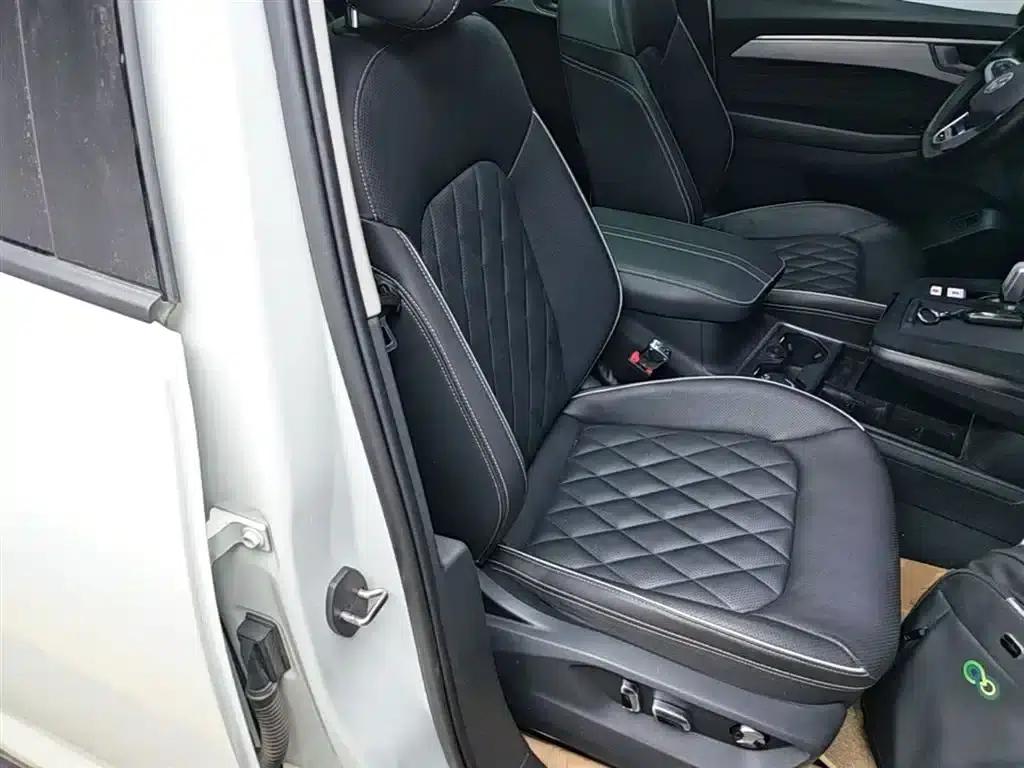 2021 Range Rover 380TSI AWD Flagship Edition — миниатюра 25