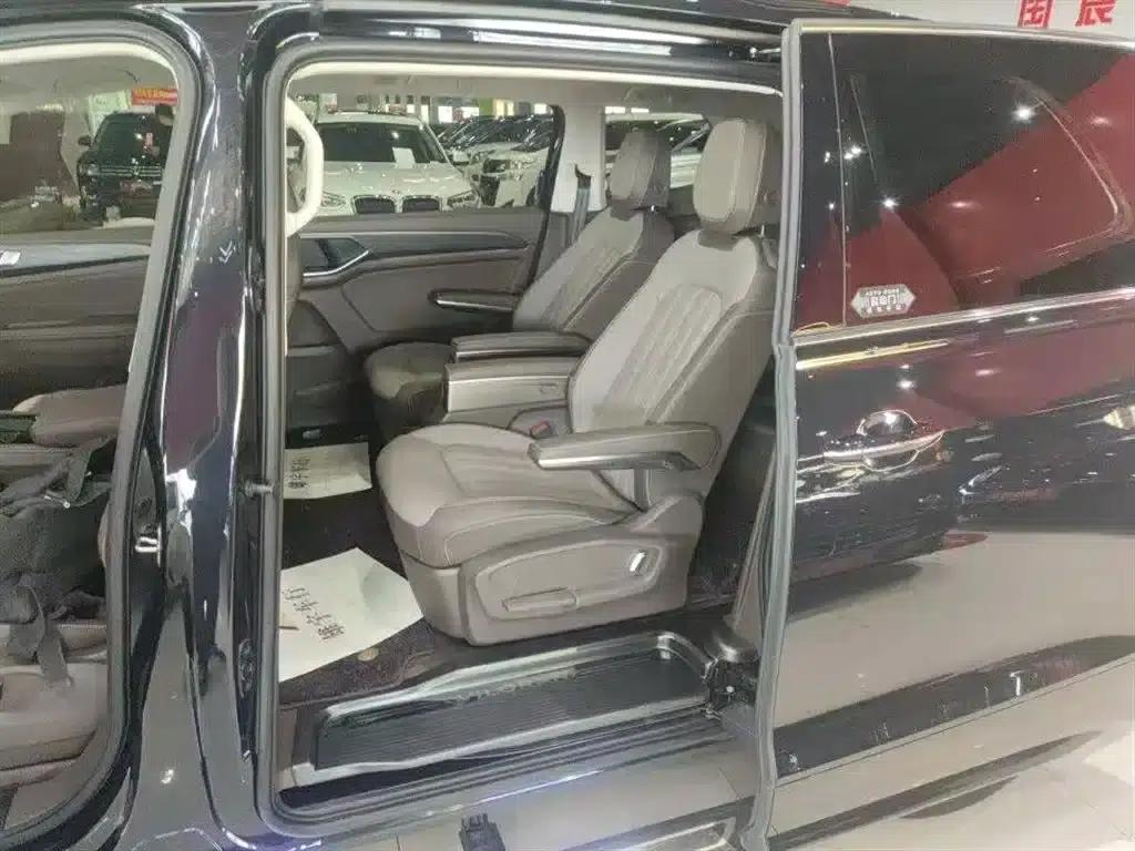 Viloran 2024 380TSI Premium Edition — миниатюра 10