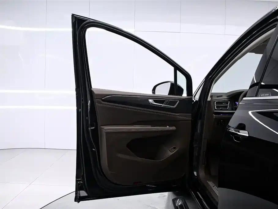 Viloran 2024 380TSI Premium Edition — миниатюра 11
