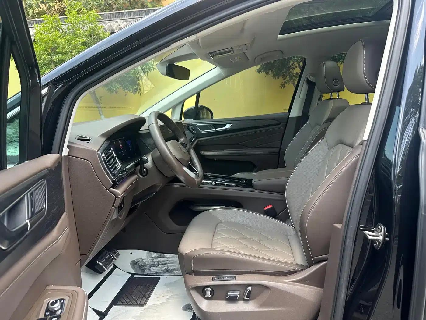 Viloran 2024 380TSI Premium Edition — миниатюра 10
