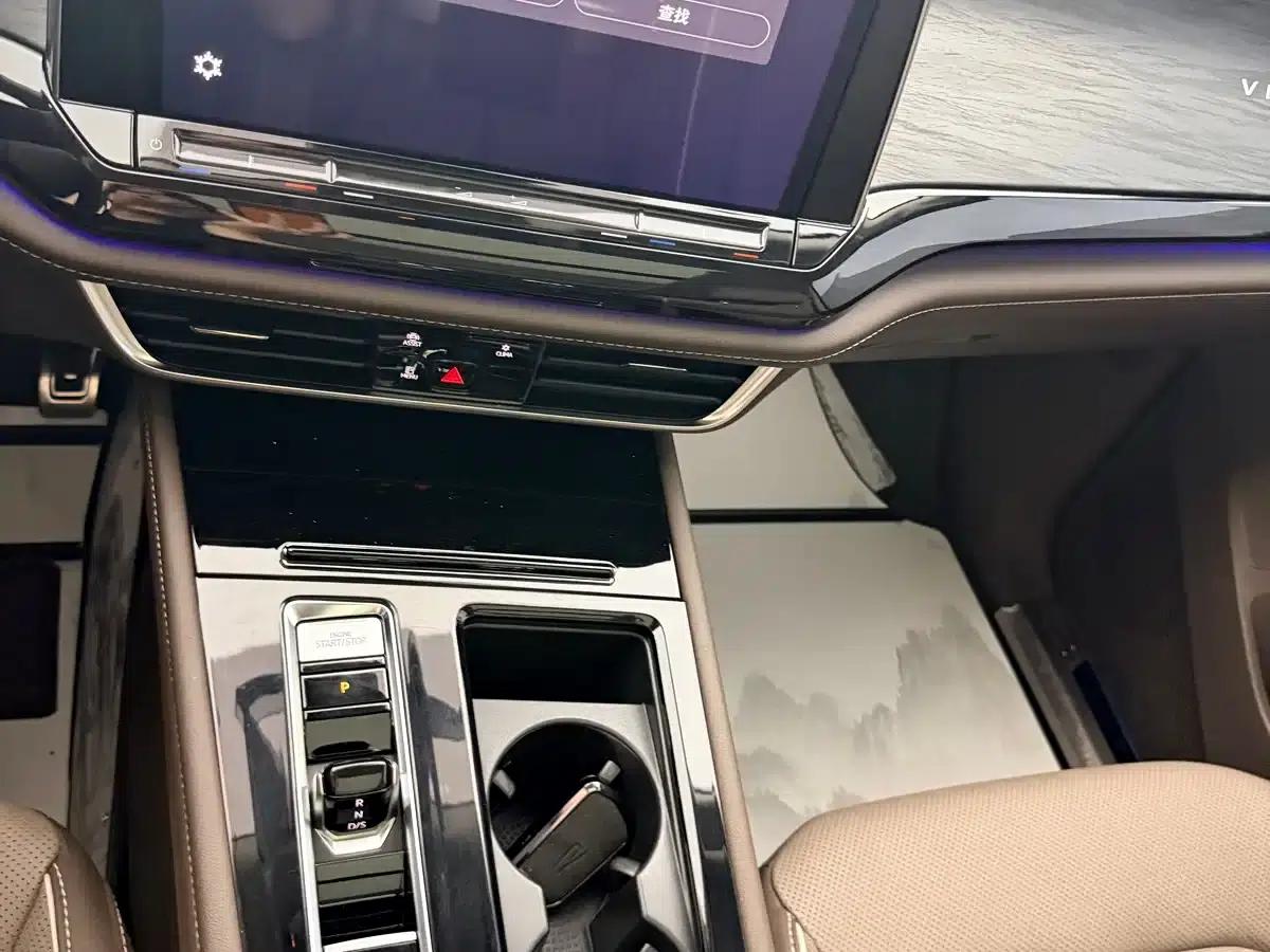 Viloran 2024 380TSI Premium Edition — миниатюра 38