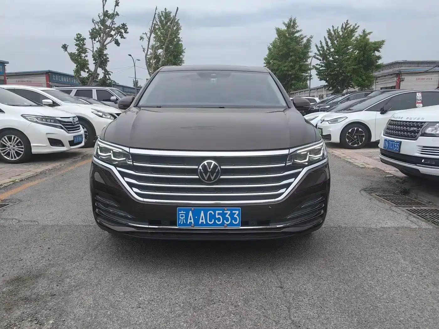 Viloran 2022 380TSI Premium Edition — миниатюра 2