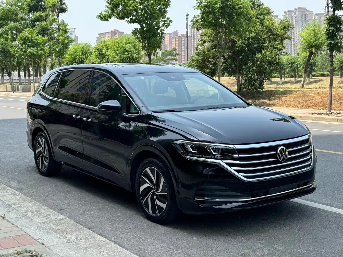 Viloran 2024 330TSI Luxury Edition — миниатюра 3