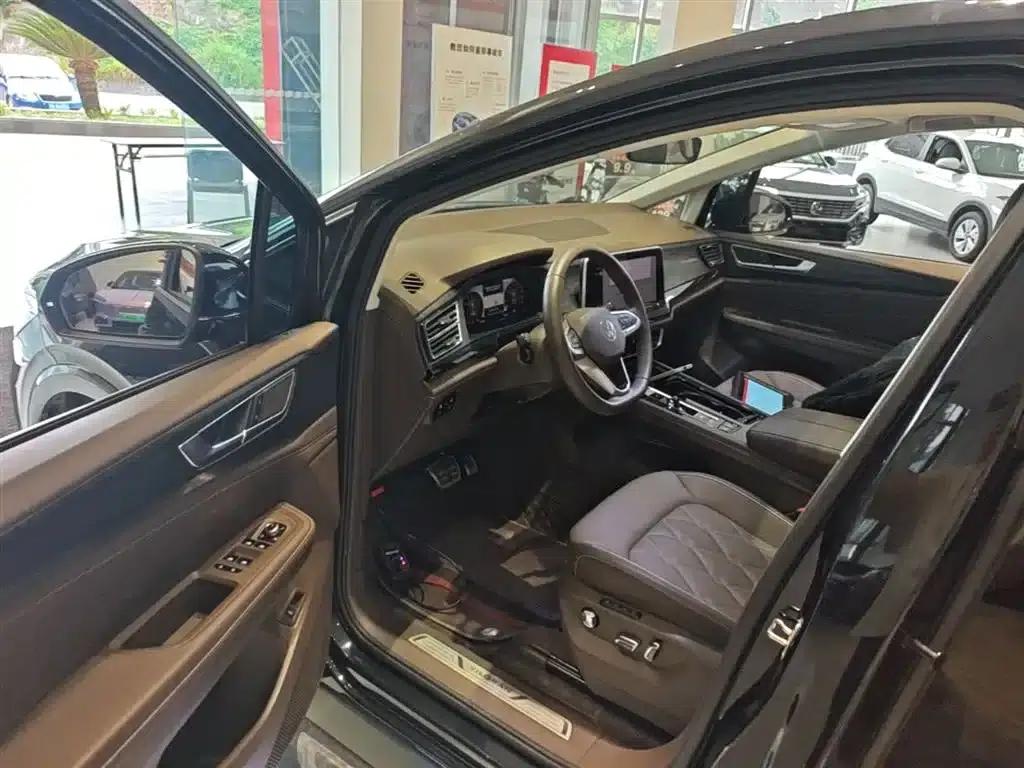 Viloran 2024 380TSI Premium Edition — миниатюра 15