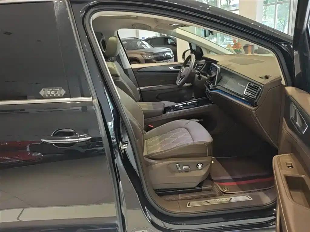 Viloran 2024 380TSI Premium Edition — миниатюра 25