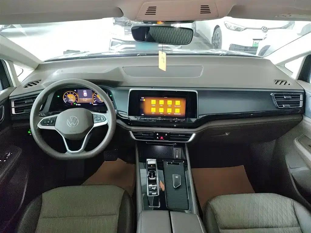 Viloran 2024 330TSI Business Edition — миниатюра 10