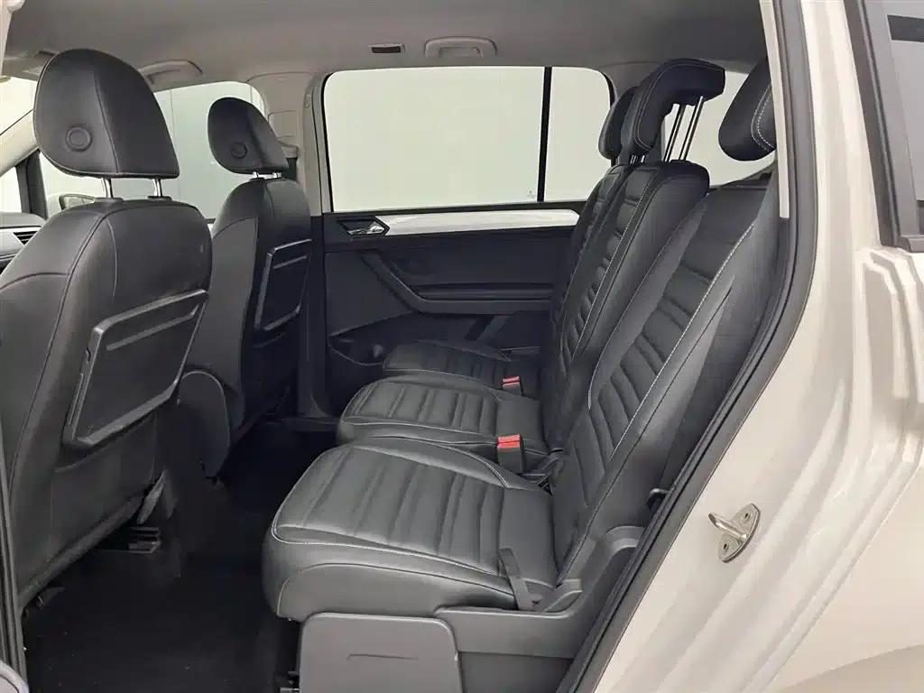 2021 Touran L 280TSI DSG Fashion Edition 7-seater — миниатюра 2