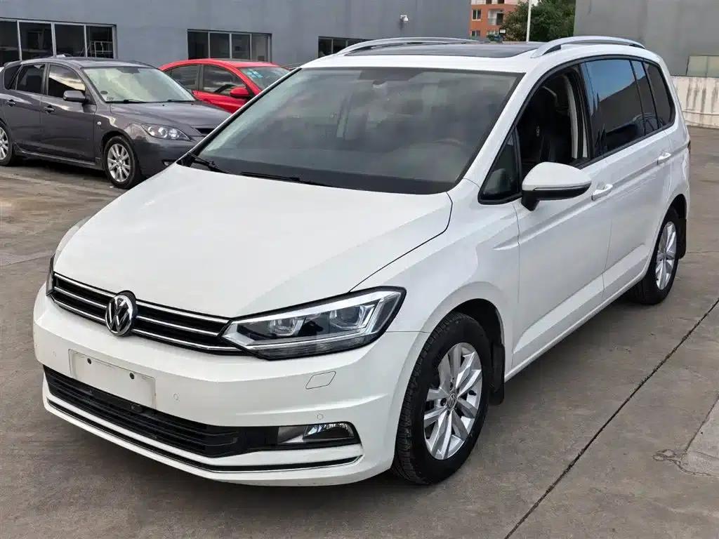 2016 Touran L 280TSI DSG Comfort Edition — миниатюра 1