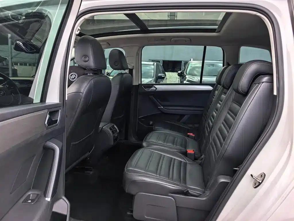 2016 Touran L 280TSI DSG Comfort Edition — миниатюра 12