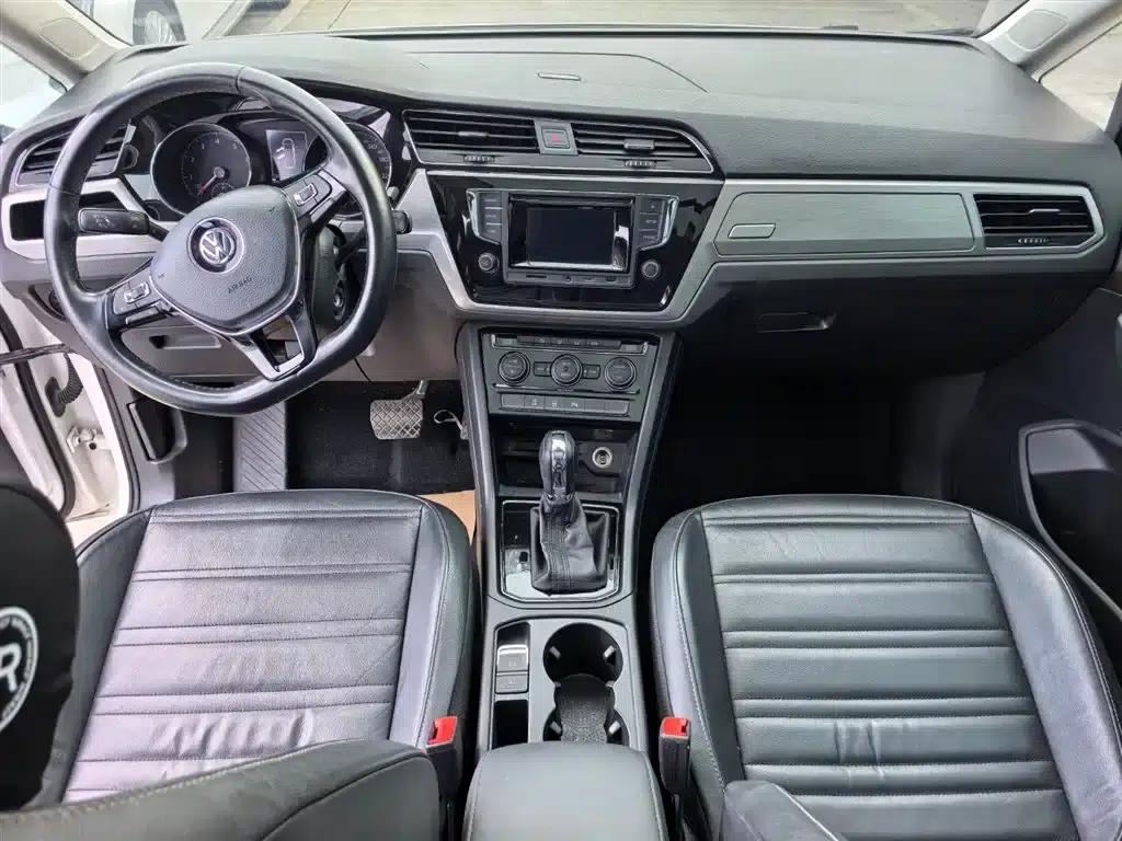2016 Touran L 280TSI DSG Comfort Edition — миниатюра 13