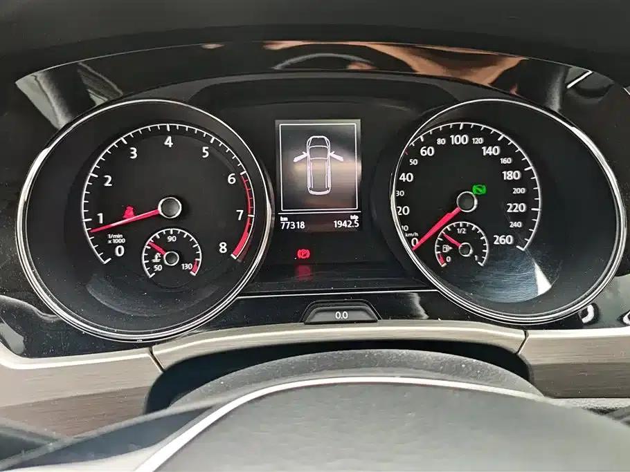 2018 Touran L 280TSI DSG Comfort Edition 7-seater (National V Emission Standard) — миниатюра 14