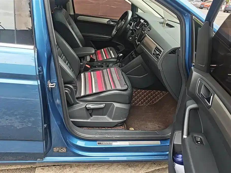 2018 Touran L 280TSI DSG Comfort Edition 7-seater (National V Emission Standard) — миниатюра 8