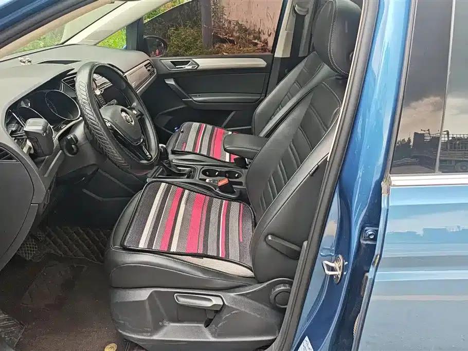 2018 Touran L 280TSI DSG Comfort Edition 7-seater (National V Emission Standard) — миниатюра 9