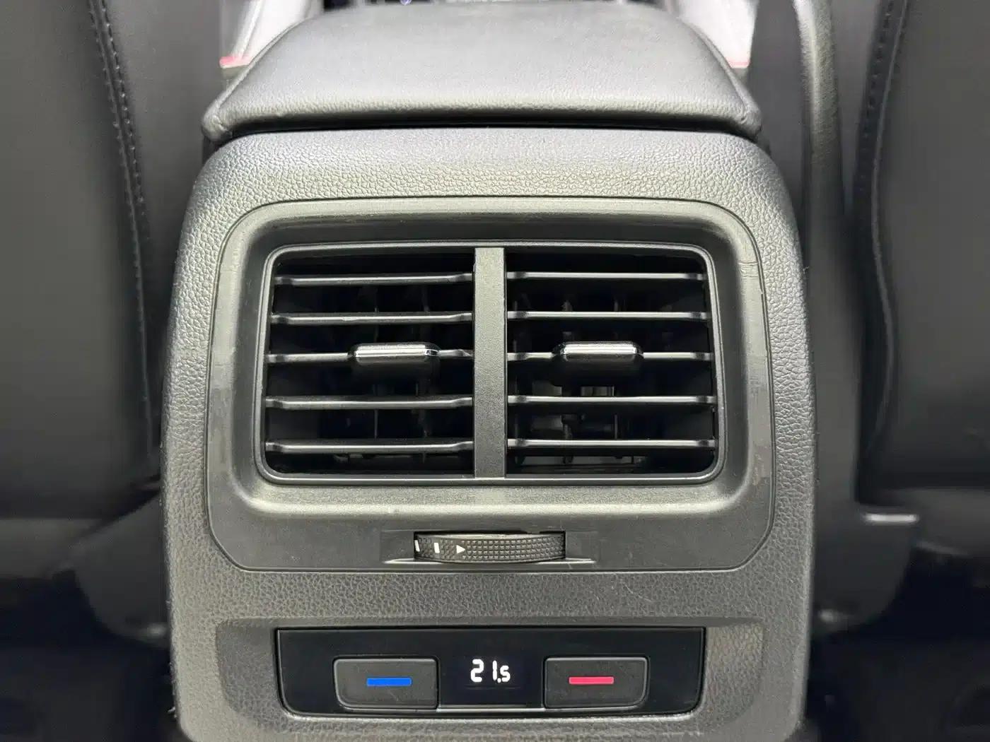 2016 Touran L 280TSI DSG Comfort Edition — миниатюра 12