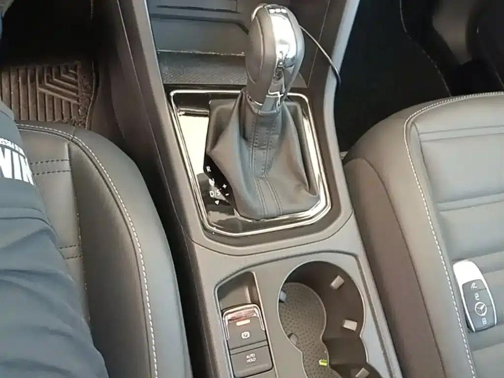 2016 Touran L 280TSI DSG Comfort Edition — миниатюра 21