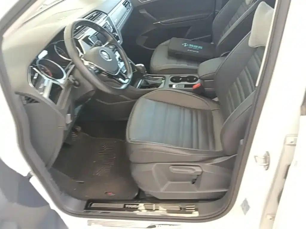 2016 Touran L 280TSI DSG Comfort Edition — миниатюра 22