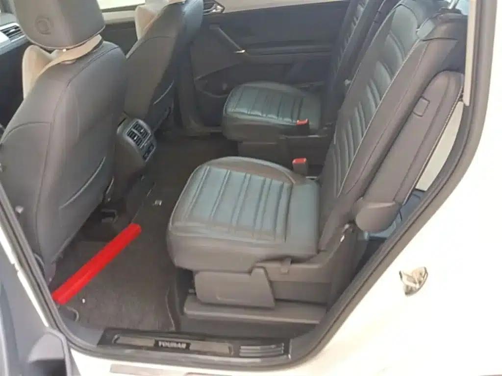 2016 Touran L 280TSI DSG Comfort Edition — миниатюра 24