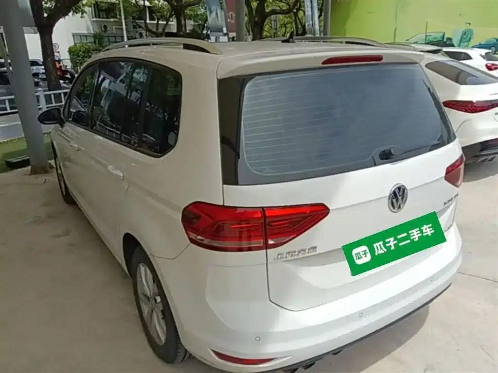 2016 Touran L 280TSI DSG Comfort Edition — миниатюра 9