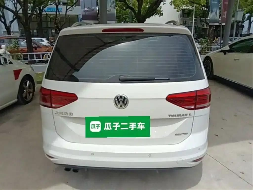 2016 Touran L 280TSI DSG Comfort Edition — миниатюра 10