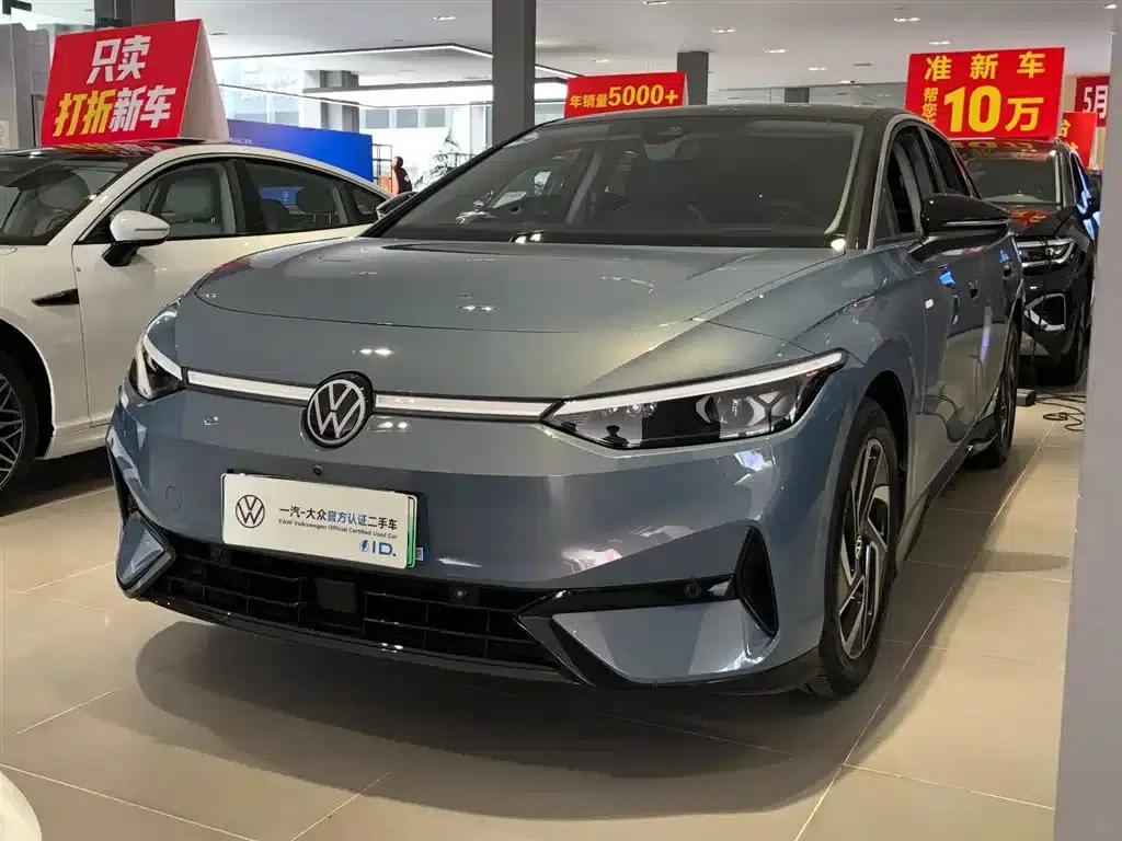 Volkswagen ID.7 VIZZION 2024 First Edition — миниатюра 1