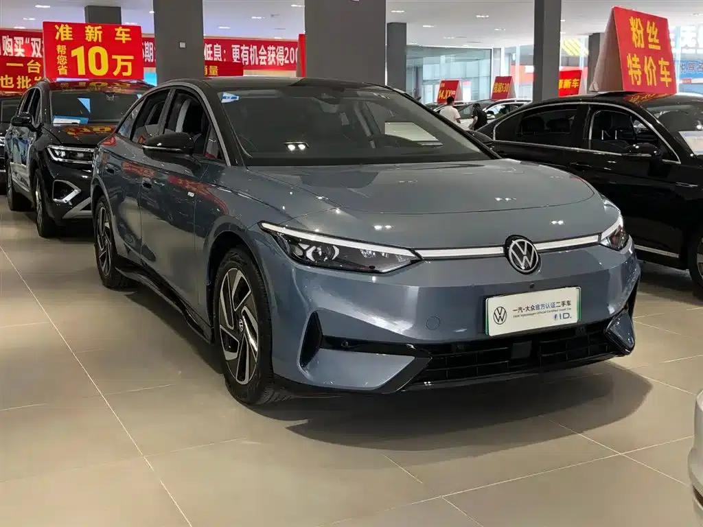 Volkswagen ID.7 VIZZION 2024 First Edition — миниатюра 2