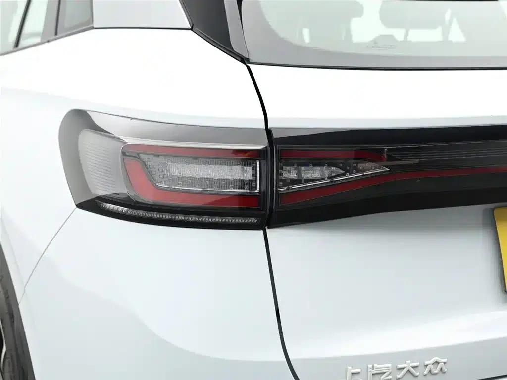ID.4 X 2022 Pure Long Range Edition — миниатюра 7