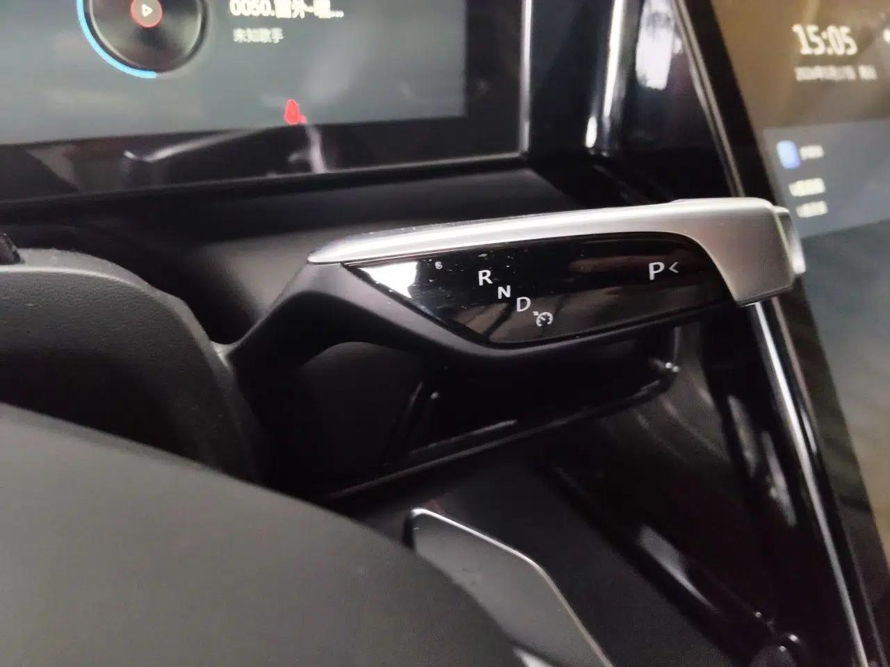 HiPhi X 2021 Flagship Edition 6-Seater — миниатюра 15