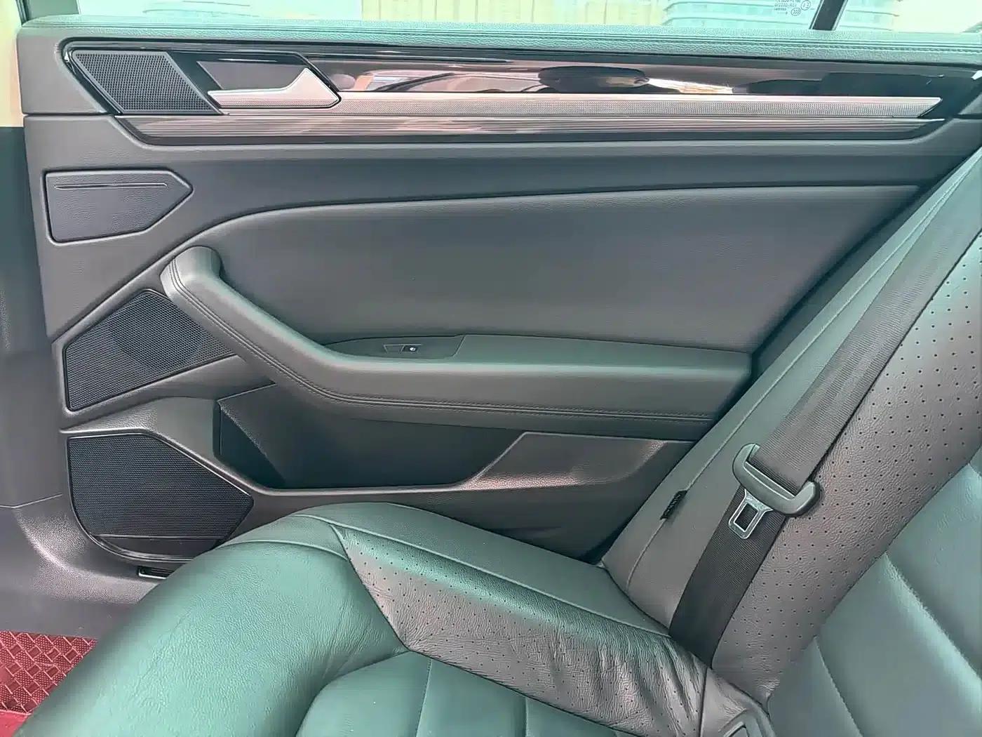 Phideon 2018 Facelift 380TSI 2WD Business Edition — миниатюра 14