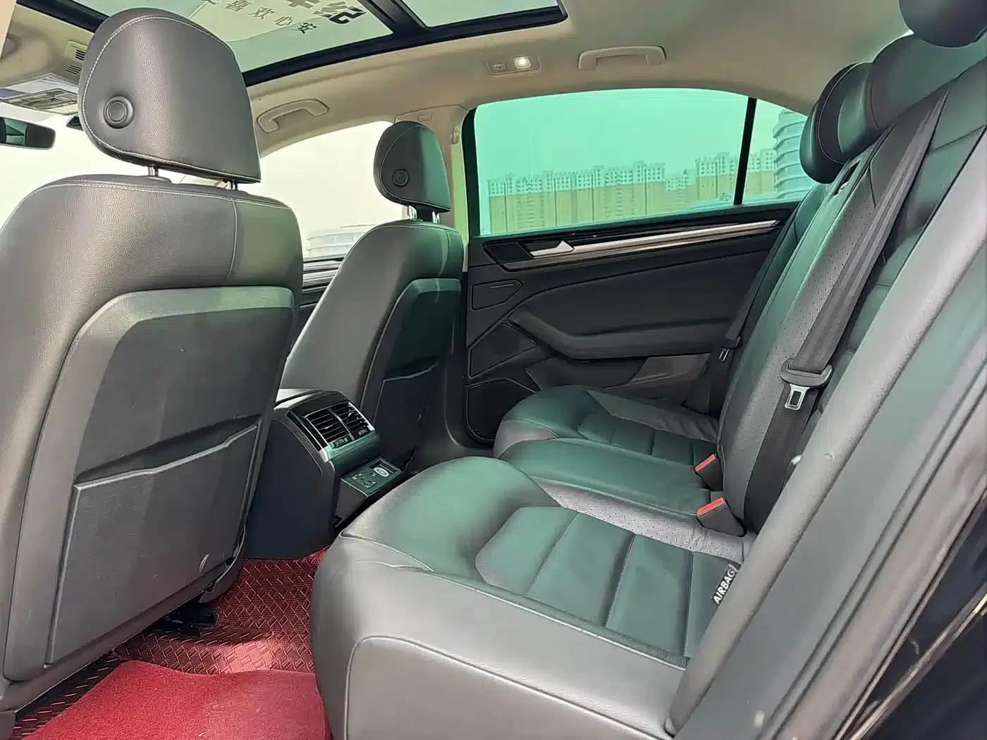 Phideon 2018 Facelift 380TSI 2WD Business Edition — миниатюра 10