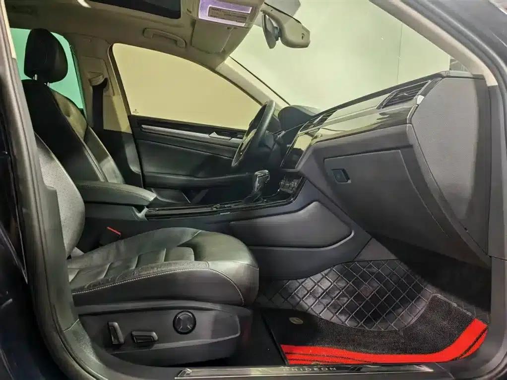 Phideon 2018 380TSI 2WD Business Edition — миниатюра 7