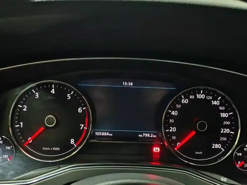 Phideon 2018 380TSI 2WD Business Edition — миниатюра 9