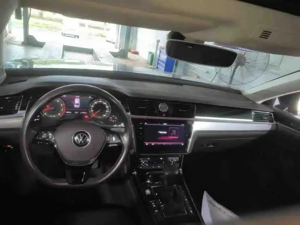 Phideon 2021 380TSI Luxury Edition — миниатюра 3